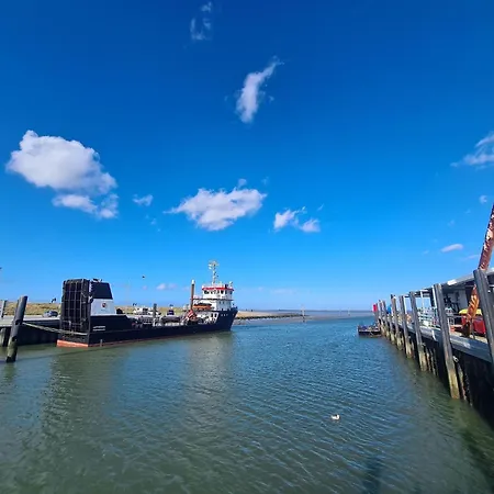 Ferienhaus Ferienunterkunft In *