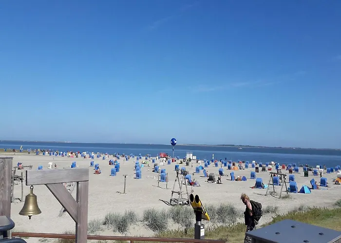 Ferienunterkunft In Vakantiehuis Dornumergrode